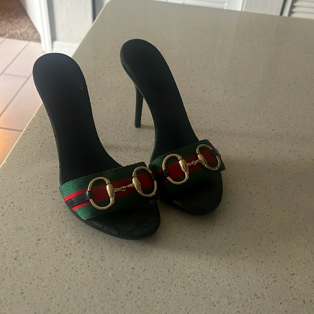 Gucci Sandals, Size 5.5 - w/ Horsebit red/green accent - Picture 2 of 4